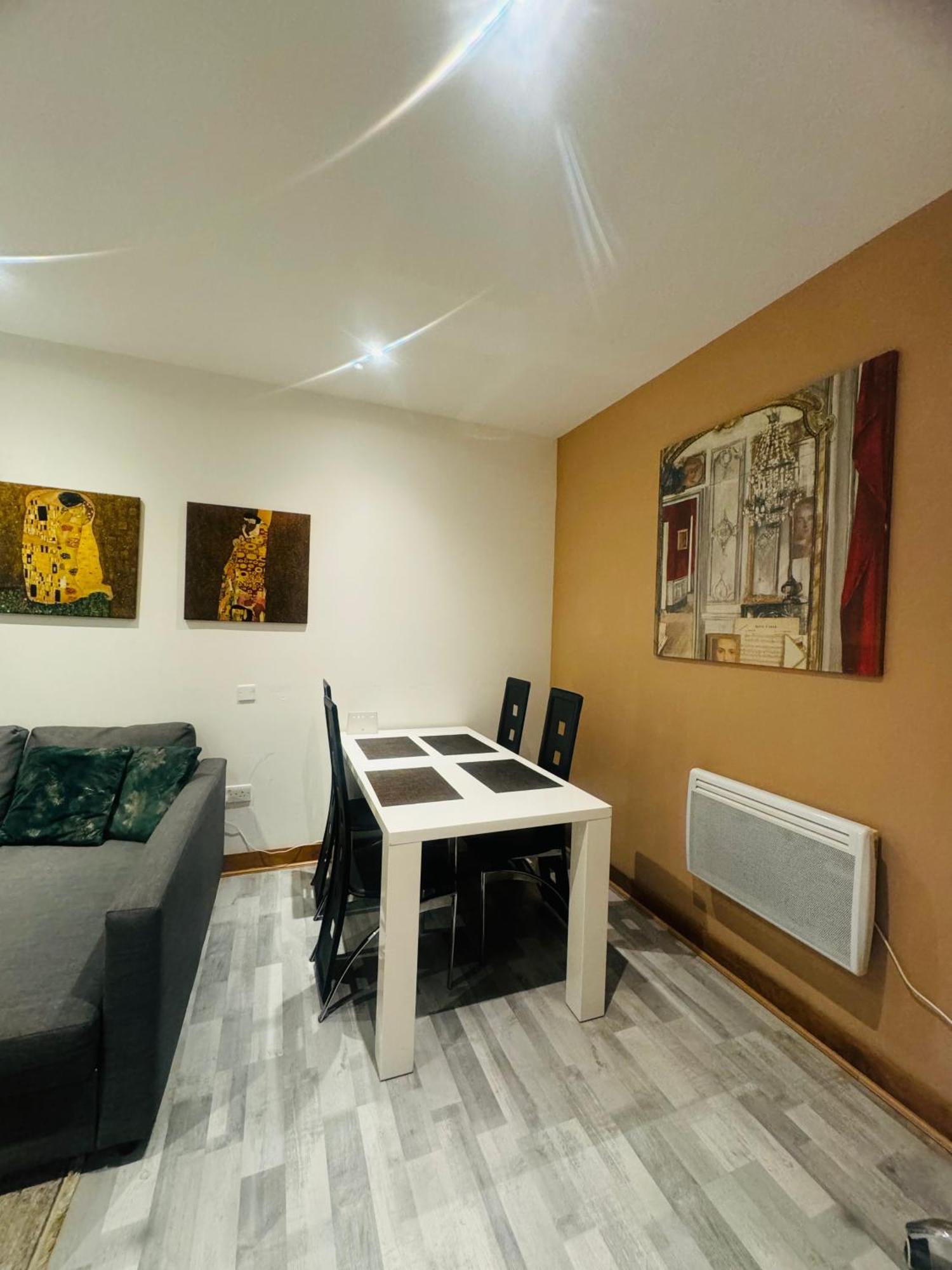 1-Bed Marylebone Apartment London Bagian luar foto